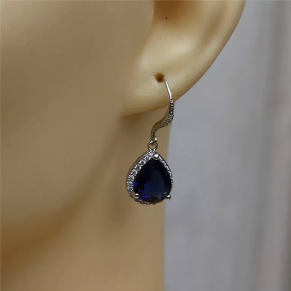 Pear Shaped Dangle Earrings with Silver Plated and AAA Cubic Zirconia - Picture 4 of 5